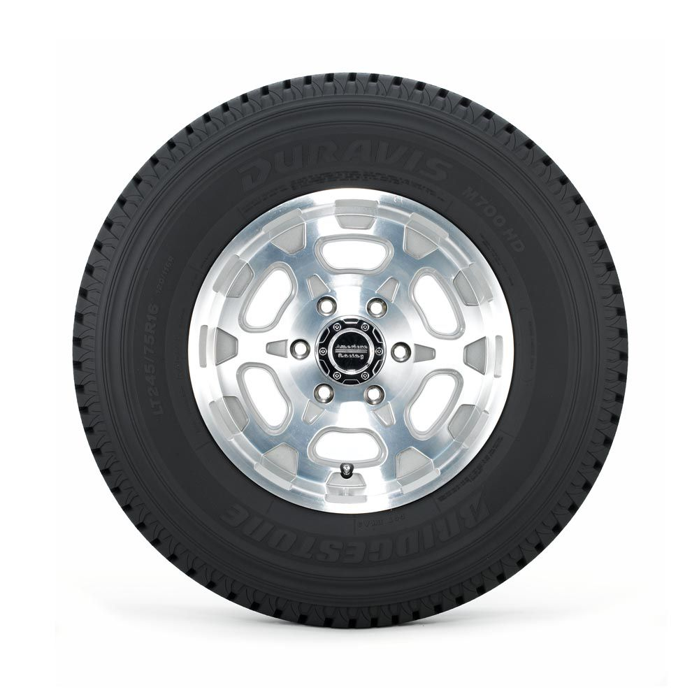 Bridgestone DURAVIS M700 HD LT235/80R17