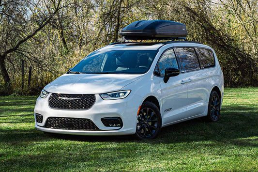 Chrysler Pacifica (Hybrid) 18" Winter Package